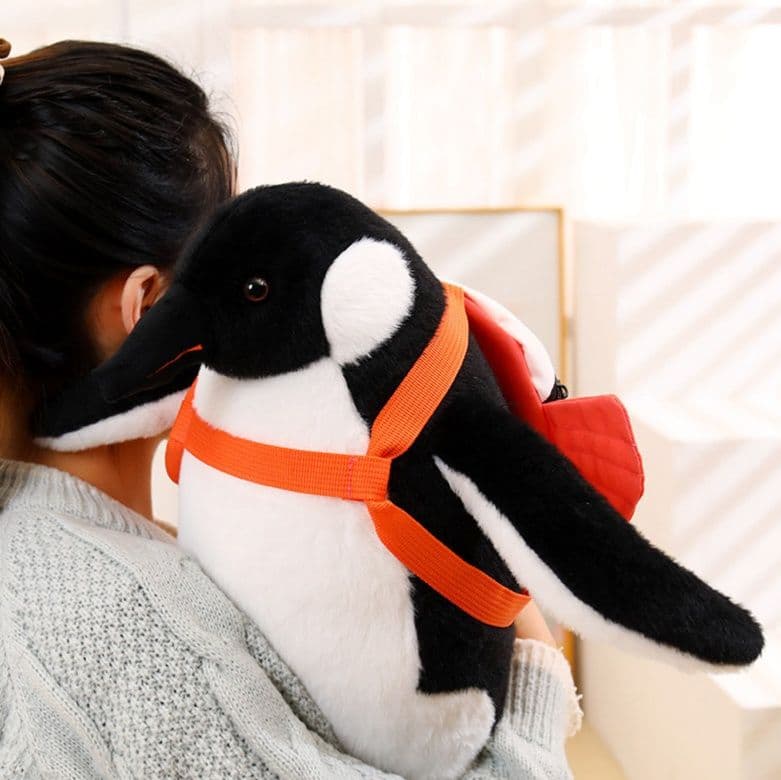 リュック背負いペンギンぬいぐるみ三兄弟