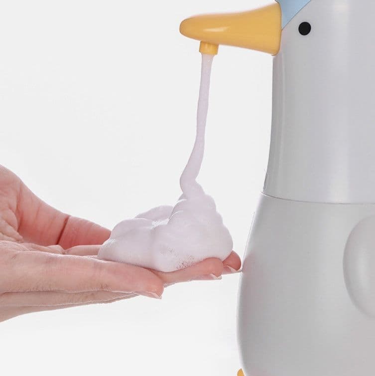 ペンギン型自動泡ハンドソープディスペンサー