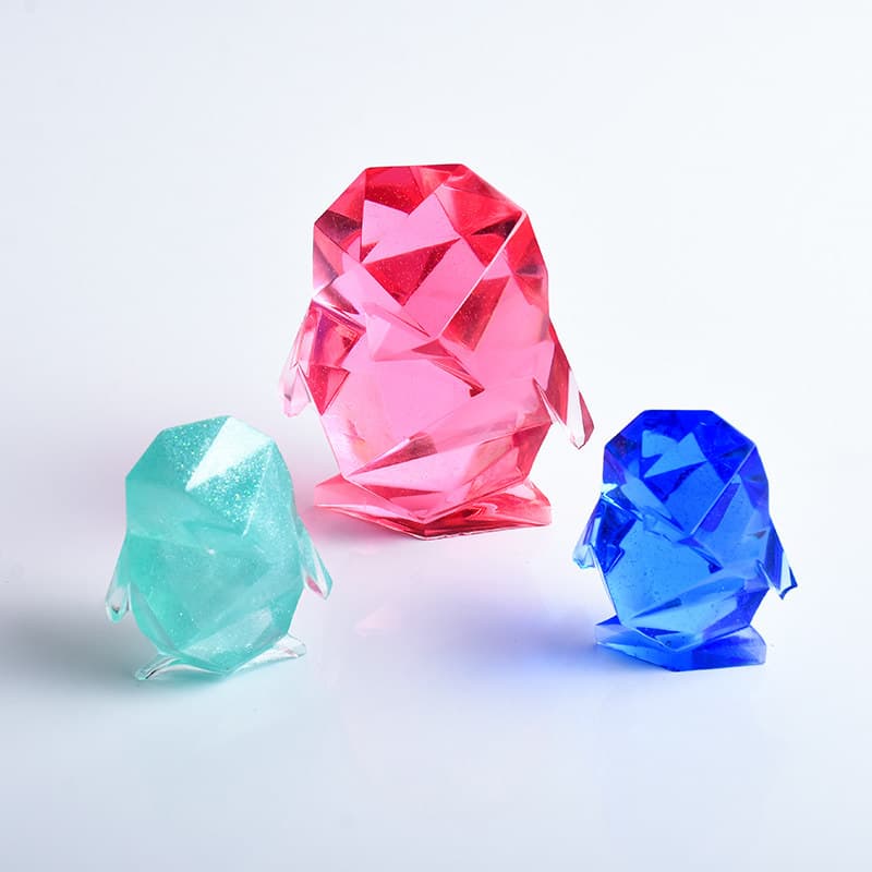 ペンギングッズ・ペンギンぬいぐるみ きらきら宝石風ペンギン置物三個組